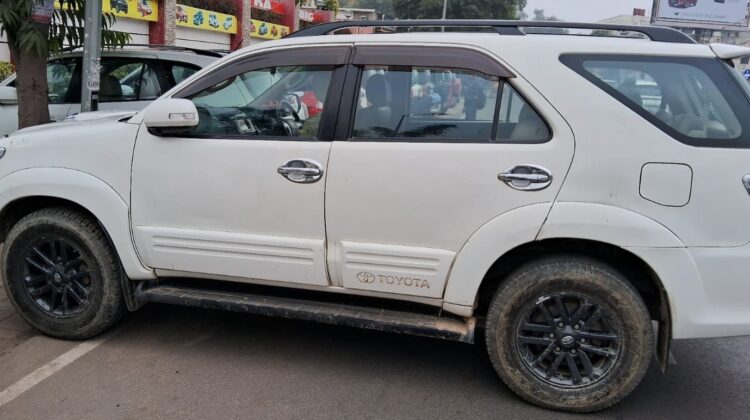 FORTUNER 4X2