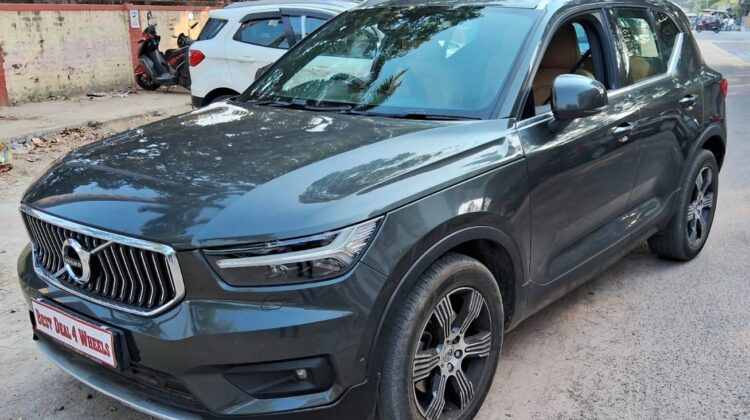 VOLVO XC 40