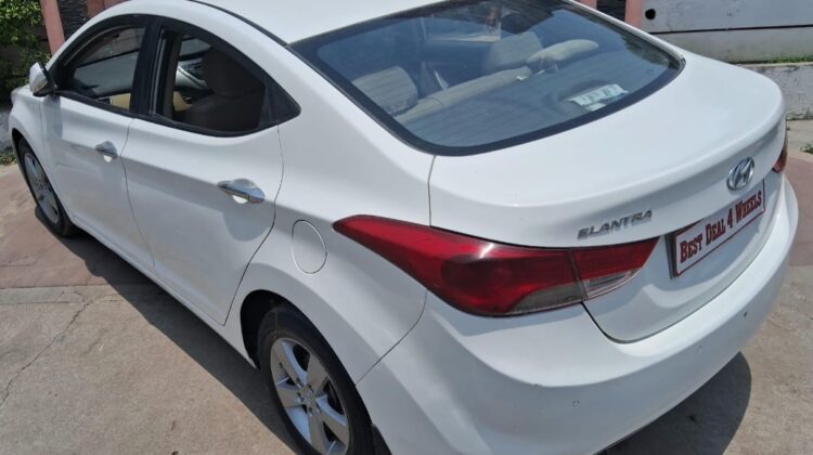 ELANTRA 1.6 SX