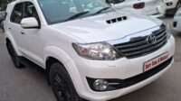 FORTUNER 4X2 (AT)