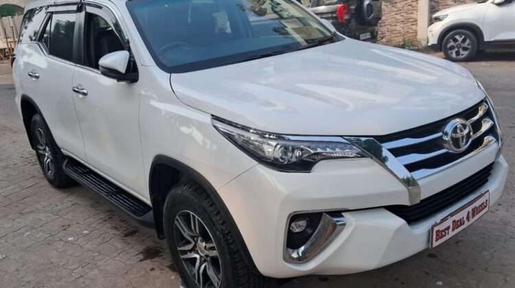 FORTUNER 4X2