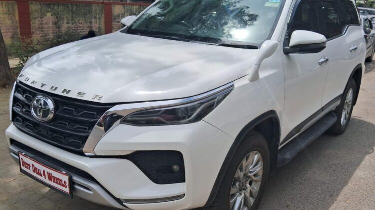 FORTUNER SIGMA 4X4 (AT)