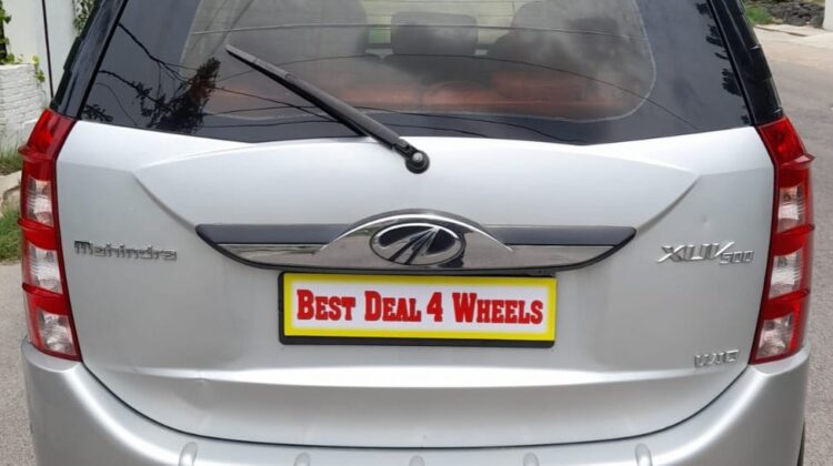 XUV 500 W10
