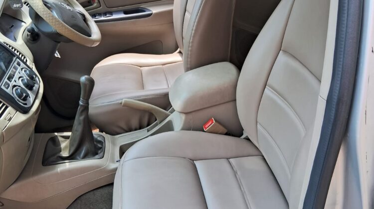 INNOVA 2.5 G