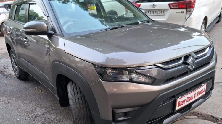 BREZZA VXI