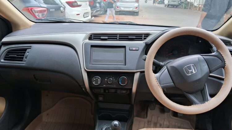 HONDA CITY E MT