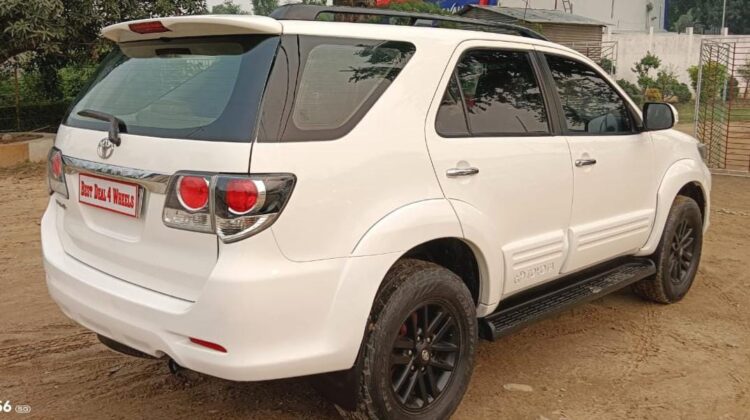 FORTUNER 4X2
