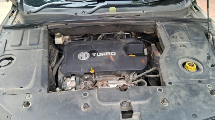 MG HECTOR+ SHARP PRO 6MT