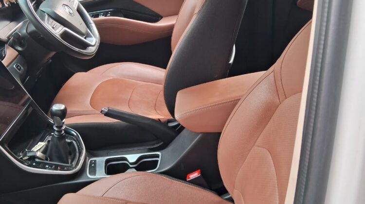 MG HECTOR+ SHARP PRO 6MT