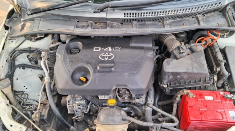 COROLLA ALTIS D4D G