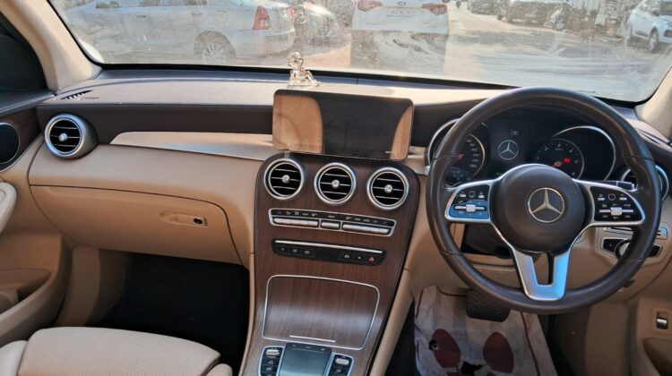 MERCEDES GLC 220D
