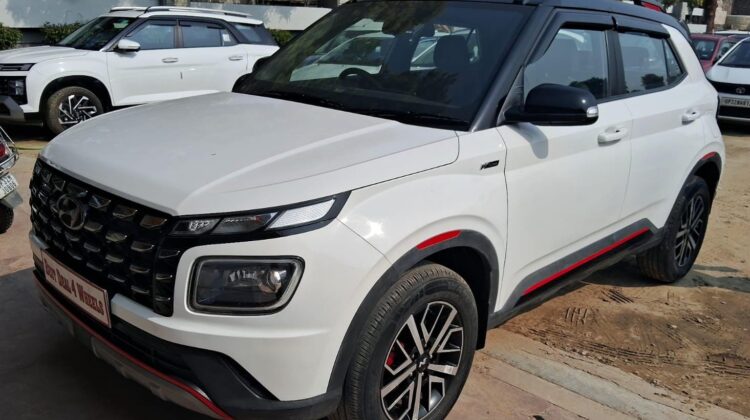 VENUE N LINE N8 (AT)