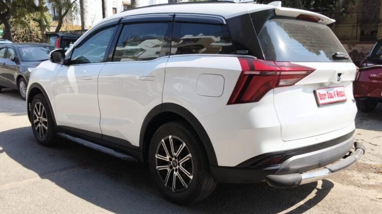XUV 700 AX7