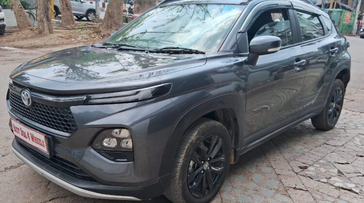 URBAN CRUISER TAISOR S+ (AT)