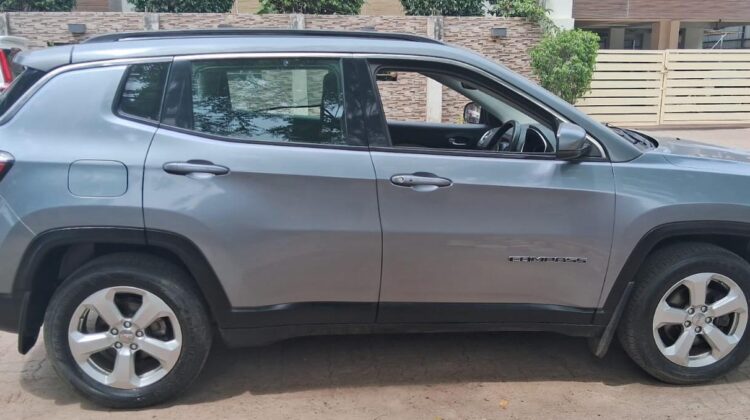 JEEP COMPSS LONGITUDE (O)