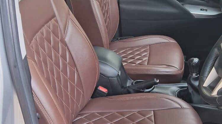 INNOVA CRYSTA 2.4 V
