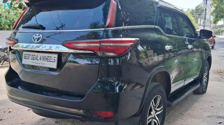 FORTUNER 4X2