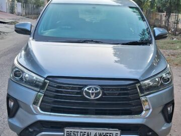 INNOVA CRYSTA 2.4 V