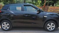 XUV 300 W6