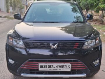 XUV 300 W6