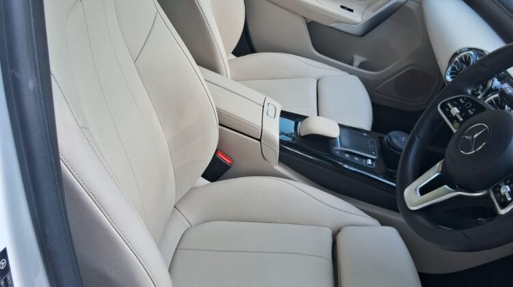 MERCEDES BENZ A 200 LIMOUSINE