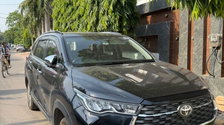 INNOVA HYCROSS HYBRID ZX
