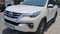 FORTUNER 4X2 (AT)