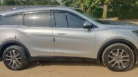 XUV 700 AX7