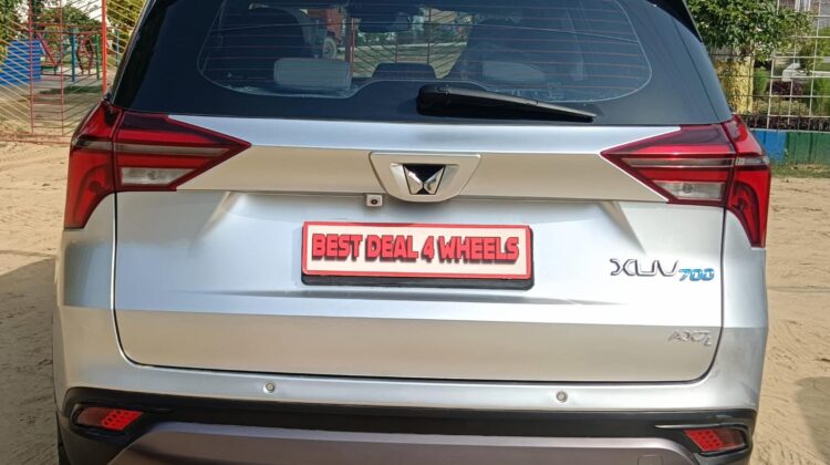 XUV 700 AX7