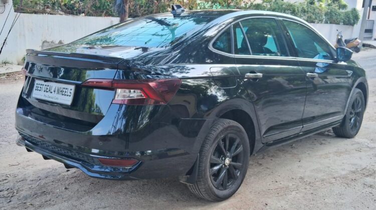 SLAVIA SPORTLINE 1.0 TSI (AT)