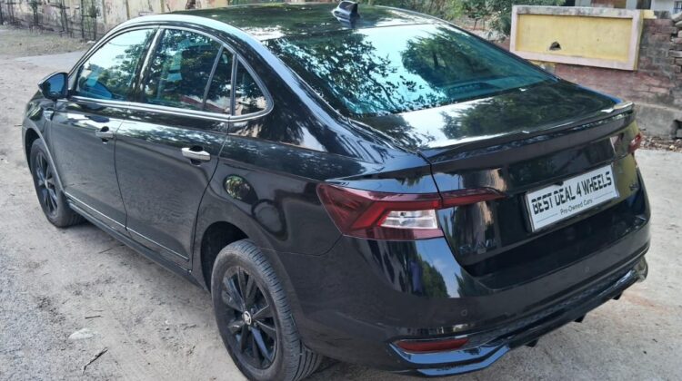 SLAVIA SPORTLINE 1.0 TSI (AT)