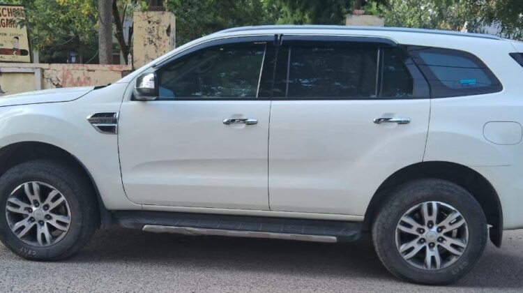 ENDEAVOUR TITANIUM 4X4 (AT)