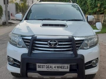 FORTUNER 4X4 (AT)