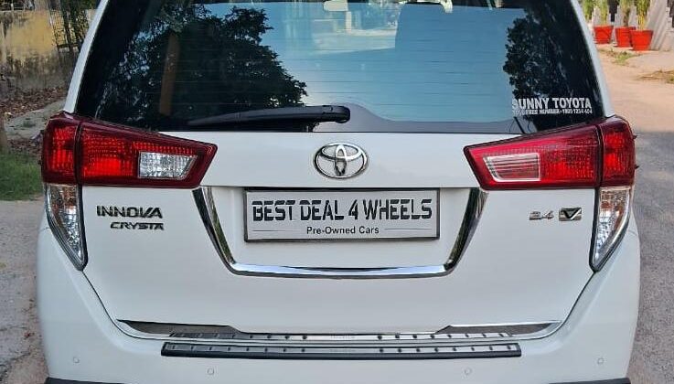 INNOVA CRYSTA 2.4 V