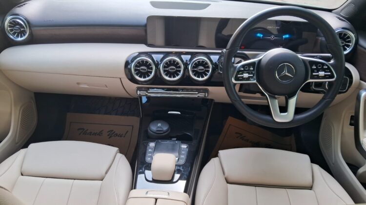 MERCEDES BENZ A 200 LIMOUSINE
