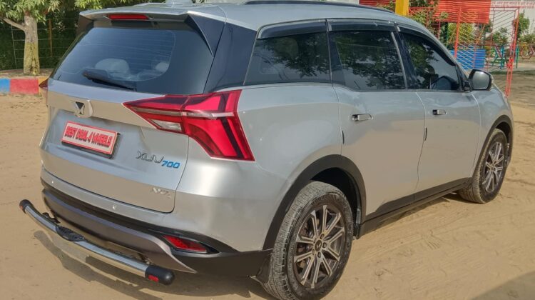XUV 700 AX7