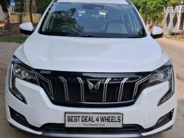 XUV 700 AX7 LUXURY