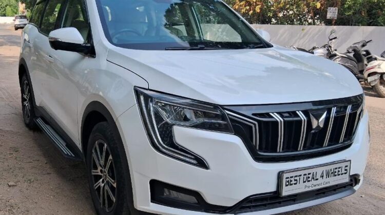 XUV 700 AX7 LUXURY