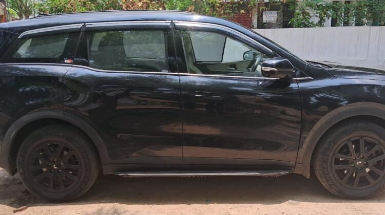 XUV 700 AX7
