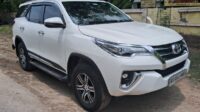 FORTUNER 4X2