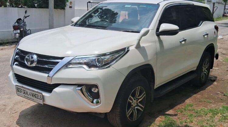 FORTUNER 4X2