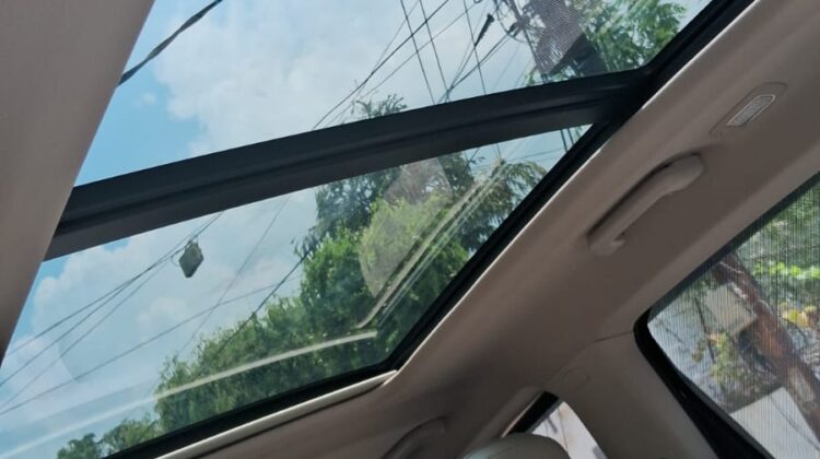 XUV 700 AX7
