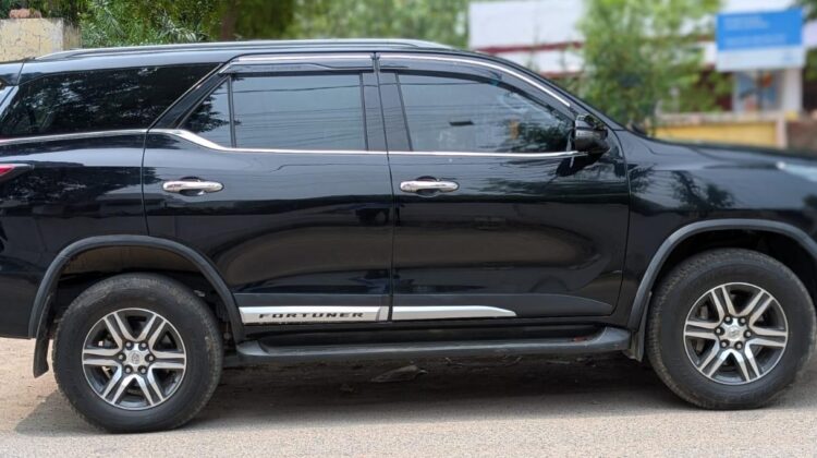 FORTUNER 4X2