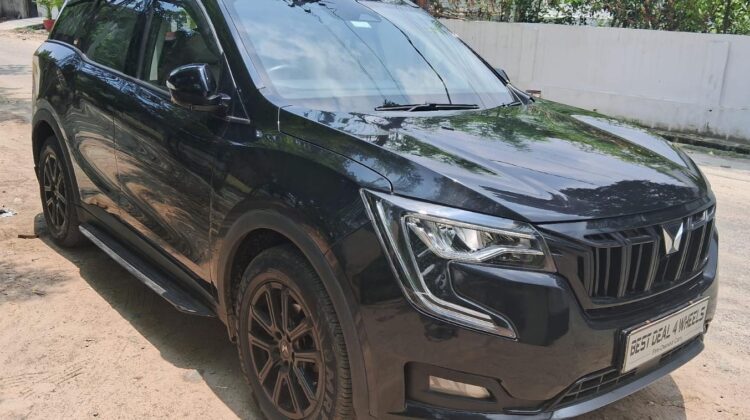 XUV 700 AX7