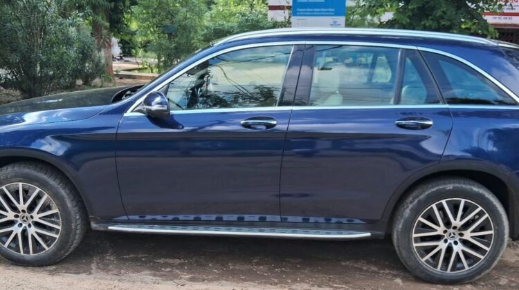 MERCEDES-BENZ GLC 220