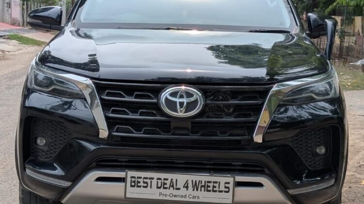 FORTUNER 4X2
